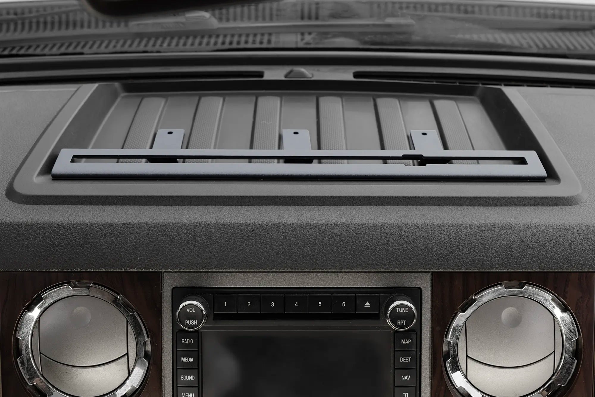 TRAXX™ - Fast Track Dash Bracket With Tablet Mount | 2008-2016 Ford Super Duty, 2011-2025 F-650 & F-750 (See Compatibility Info For Year/Trim Details)