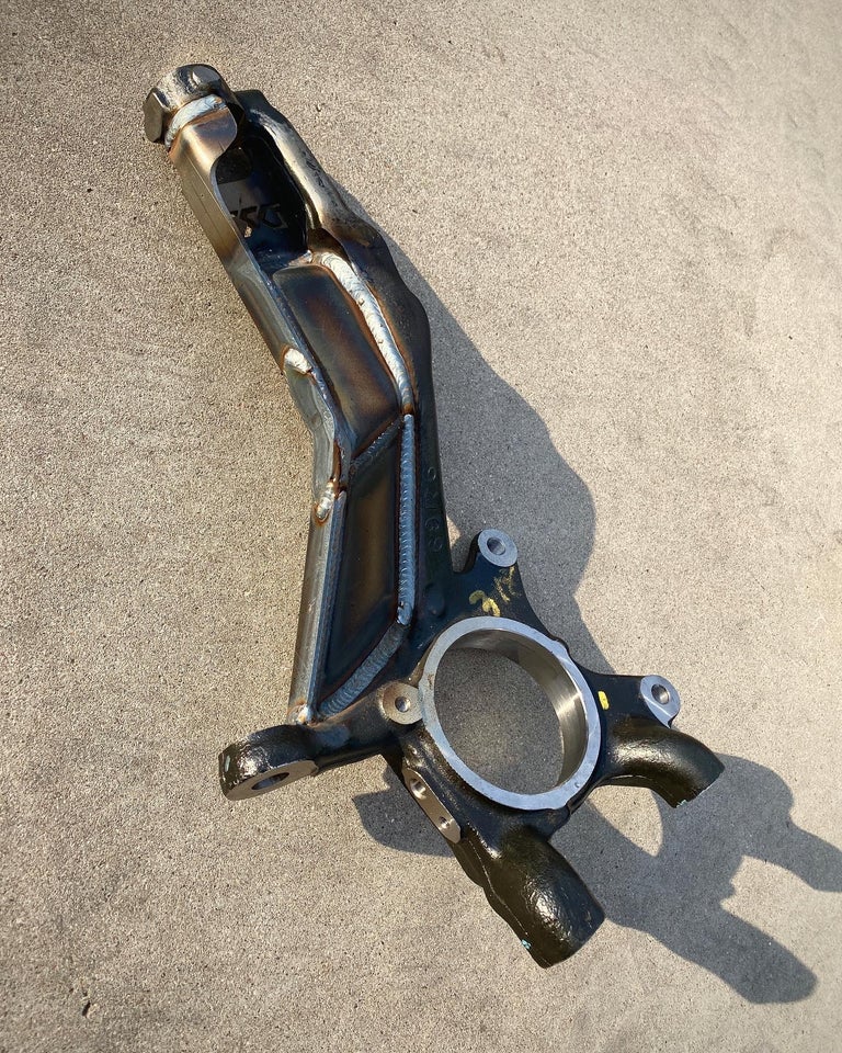 Spindle Gussets For Toyota Tacoma / 4Runner
