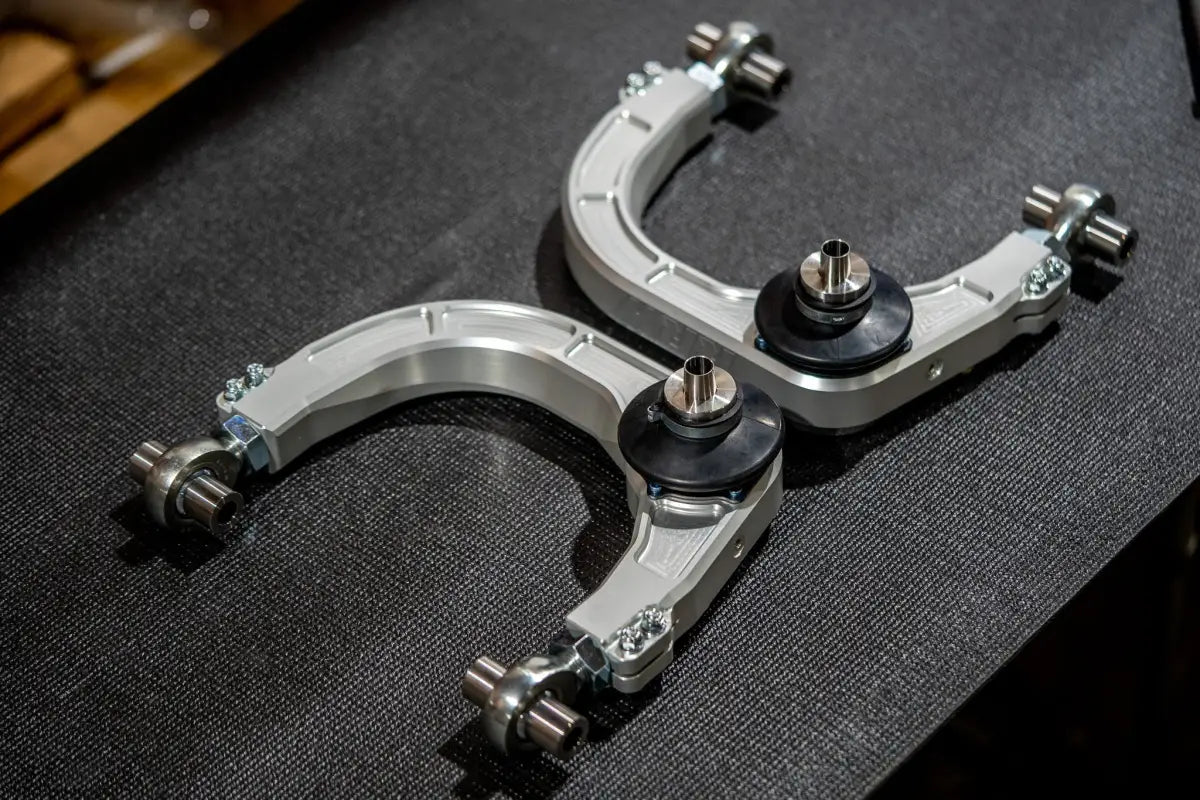 Kevlar reinforced silver suspension arms for 2024+ Tacoma, GX550, Landcruiser