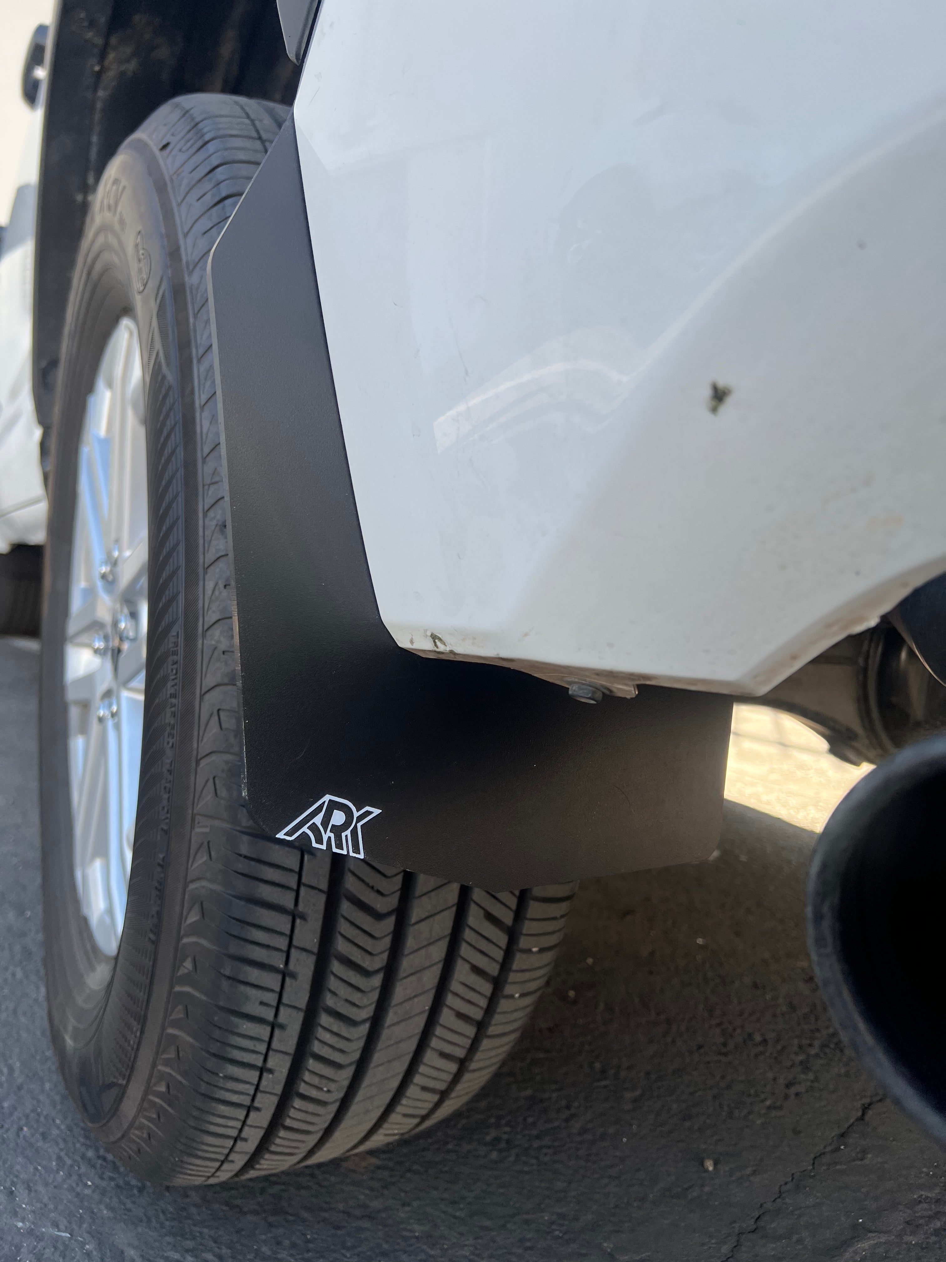 TriXPoly Mid Mud Flaps For 2022+ Toyota Tundra