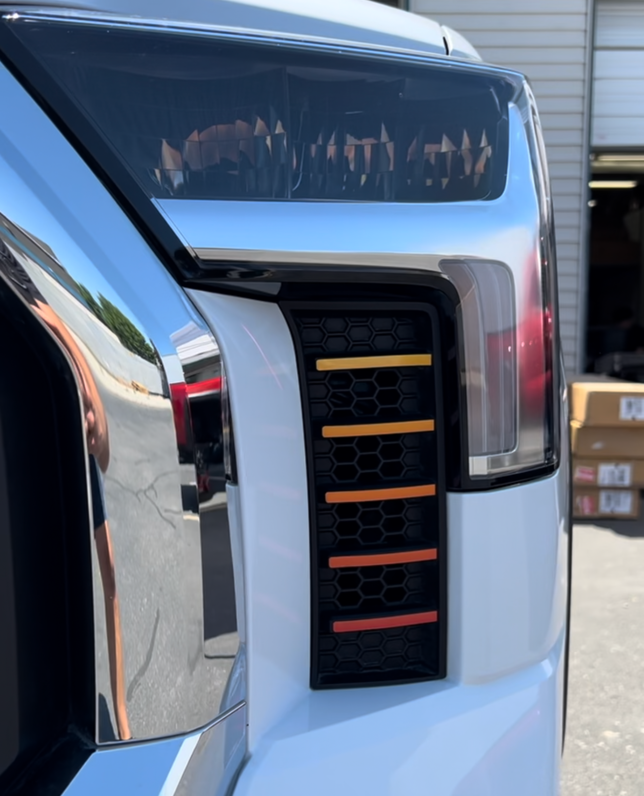 2022+  Headlight Gradient Decal Kit For Tundra