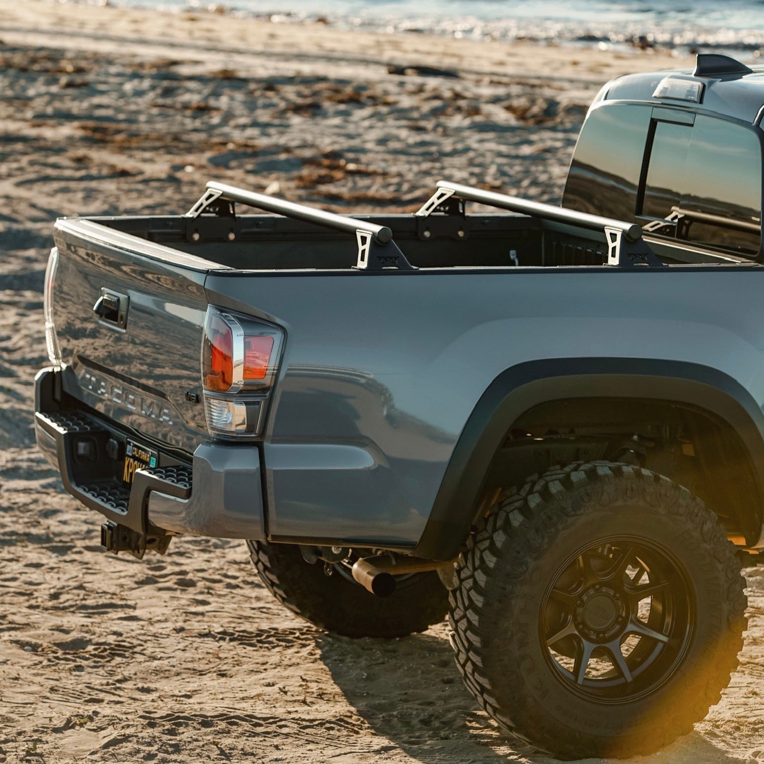 Lo-Pro Bedbars For Toyota Tacoma / 2nd & 3rd Gen / 2005-2023