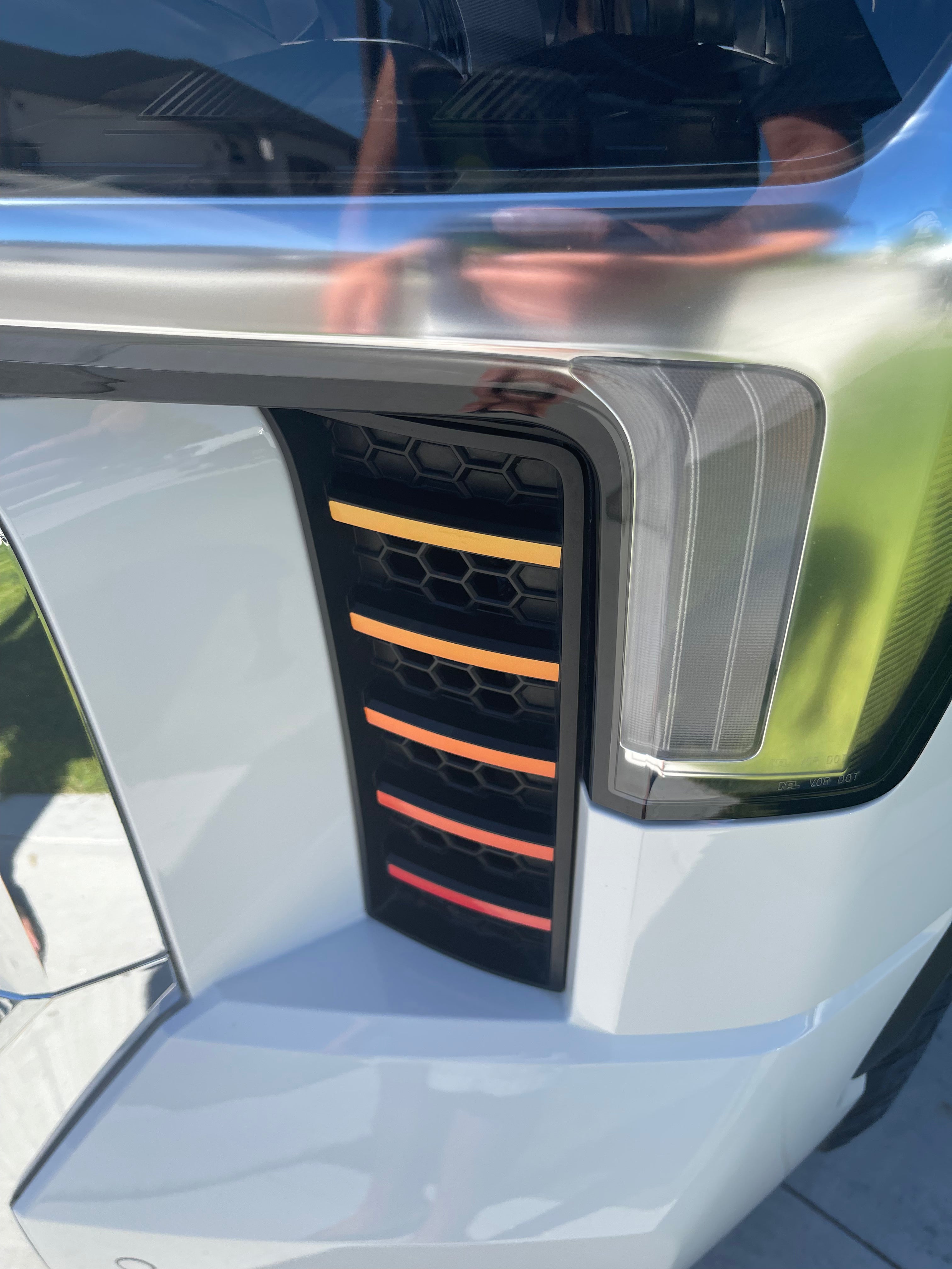 2022+  Headlight Gradient Decal Kit For Tundra