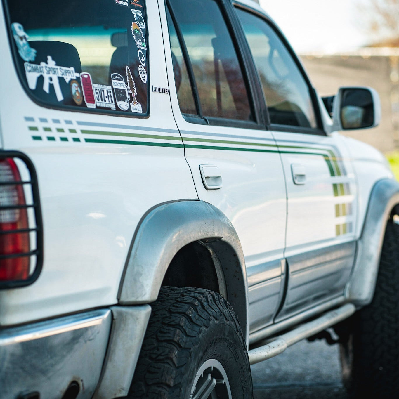 1996-02  Checkered Stripe Kit For 4Runner
