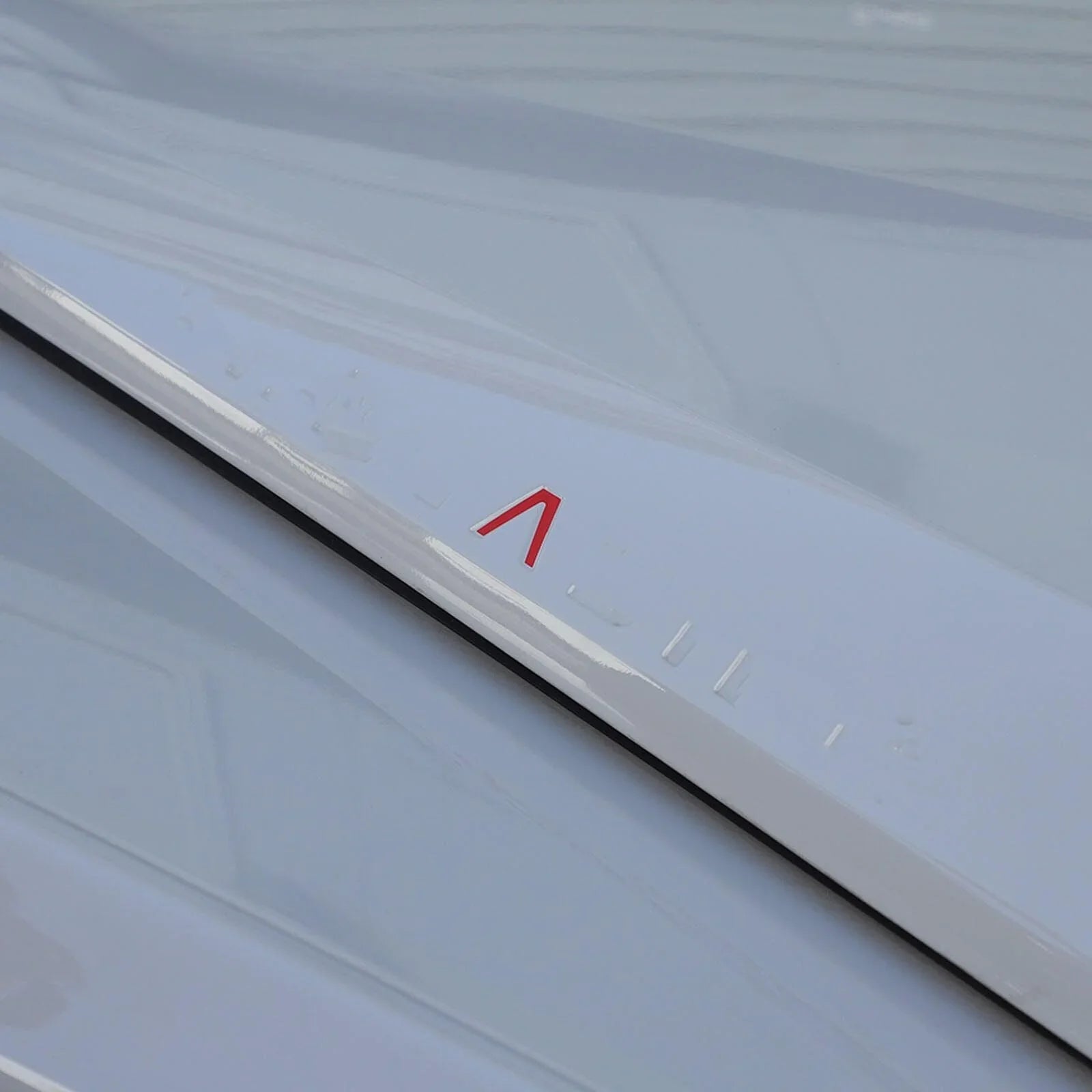 Lambda Hood Overlays For 2024+ Grenadier