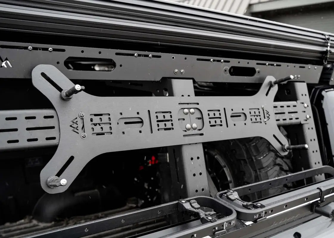 Universal Dogbone Aluminum Traction Board Mount